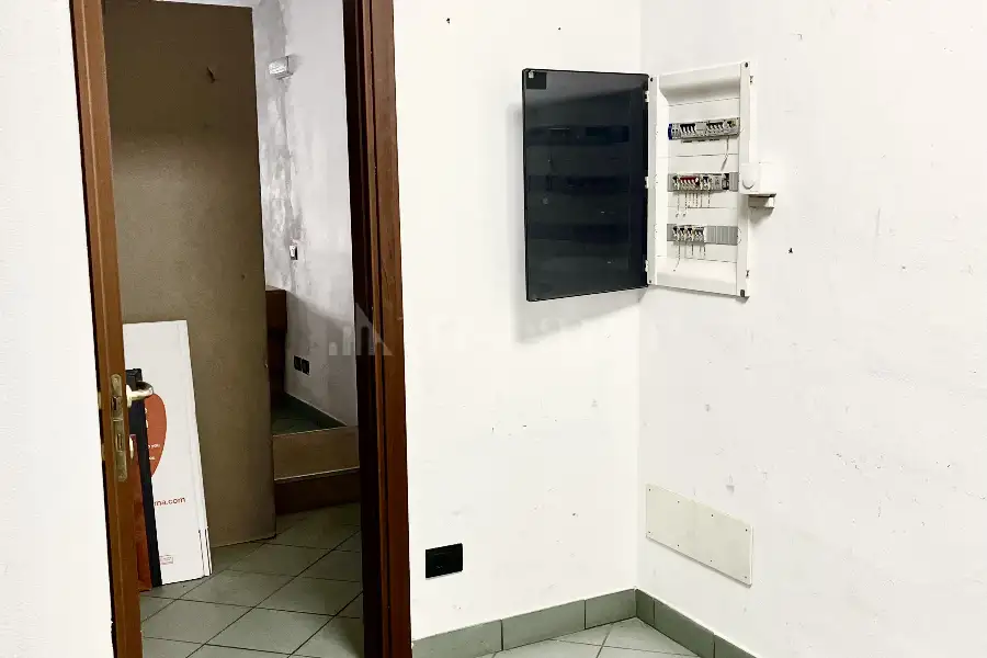 Negozio in vendita di 75 mq a €78.000 (rif. 16/2025)