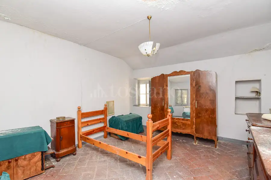Casa Indipendente in vendita di 220 mq a €295.000 (rif. 13/2026)