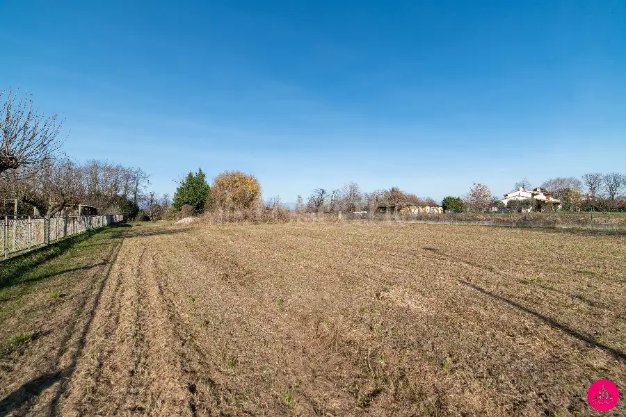 Edificabile Residenziali in vendita di 1.745 mq a €45.000 (rif. 210/2025)