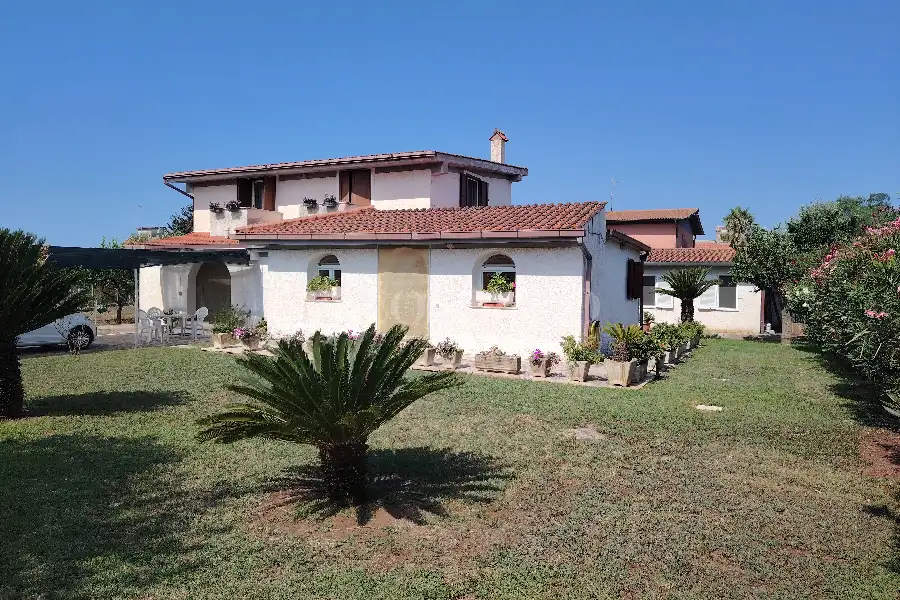 Casa Indipendente in vendita di 200 mq a €199.000 (rif. 38/2026)