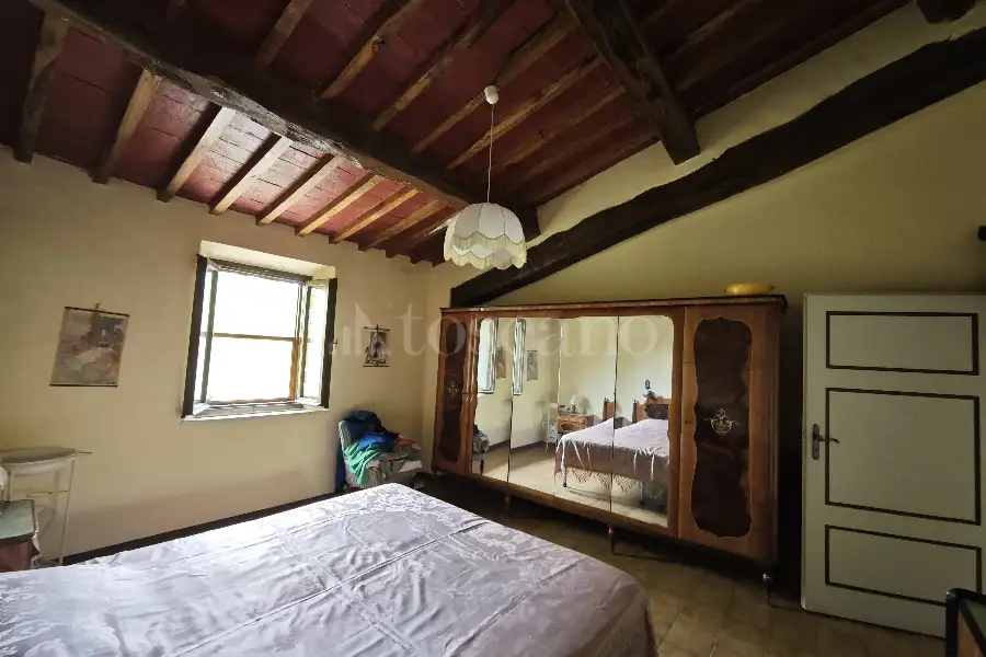 Casale in vendita di 350 mq a €460.000 (rif. 23/2025)
