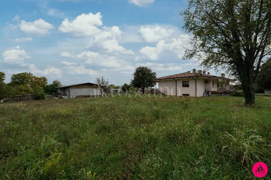 Villino a Schiera in vendita di 175 mq a €189.000 (rif. 180/2026)
