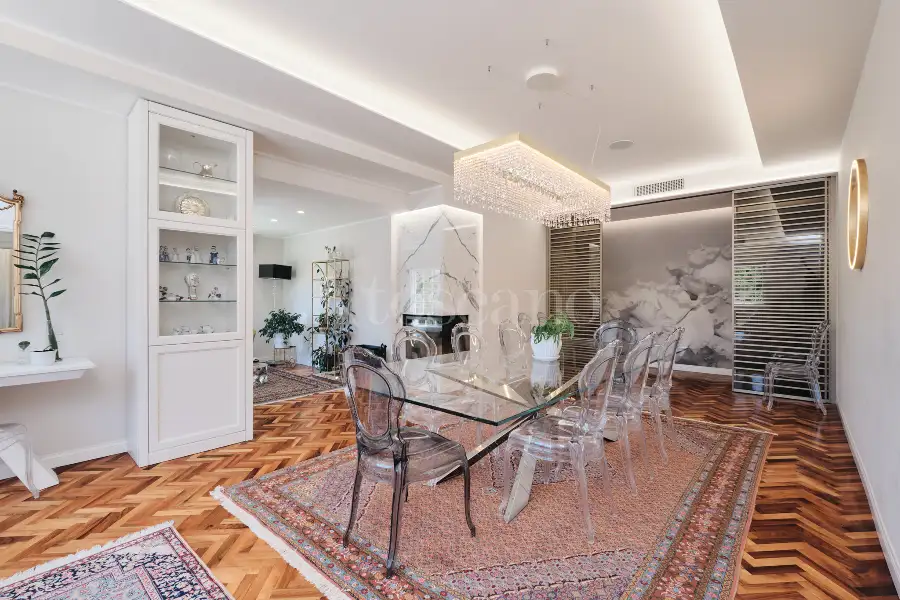 Villa Bifamiliare in vendita di 510 mq a €1.850.000 (rif. 30/2026)