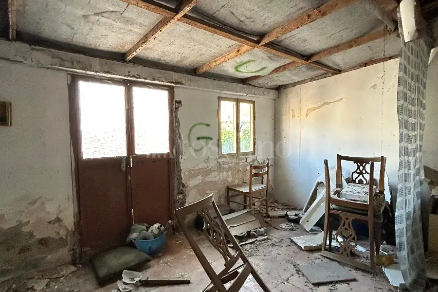 Casa Indipendente in vendita di 138 mq a €15.000 (rif. 70/2026)