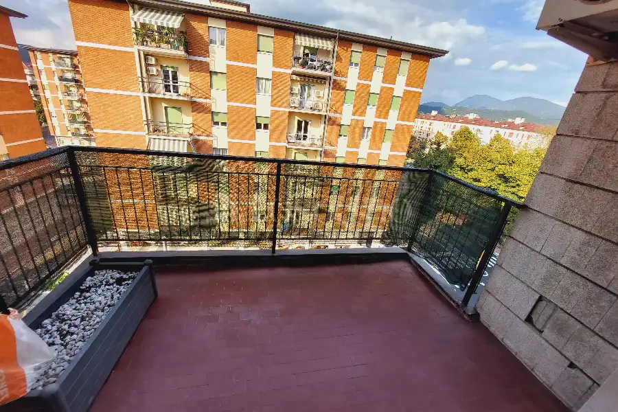 Casa in affitto di 130 mq a €900 (rif. 19/2026)
