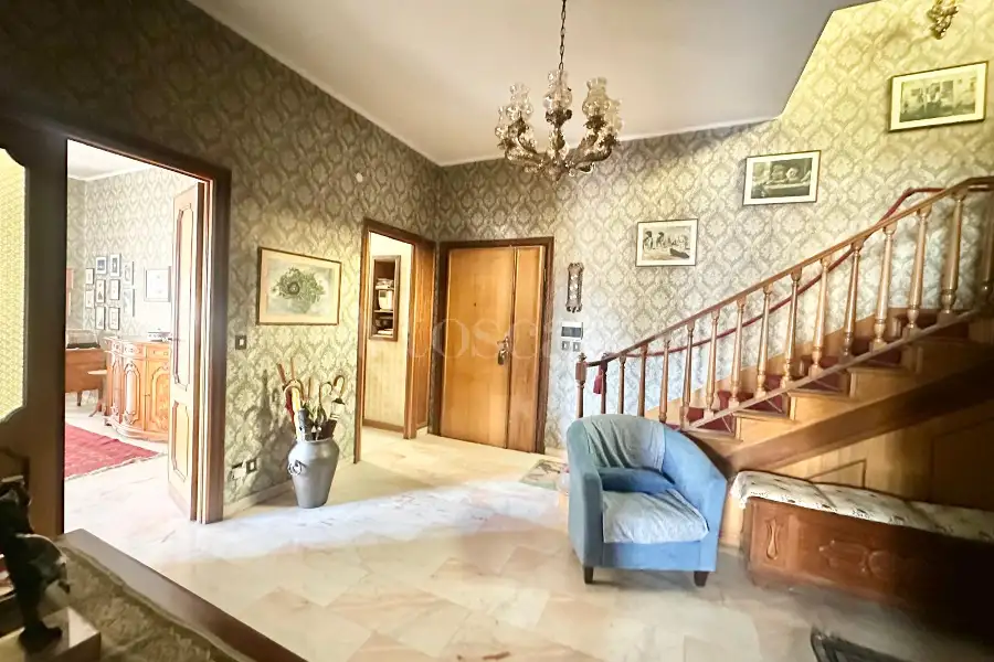 Attico in vendita di 192 mq a €859.000 (rif. 13/2026)