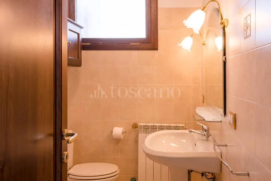 Villa in vendita di 400 mq a €699.000 (rif. 166/2023)