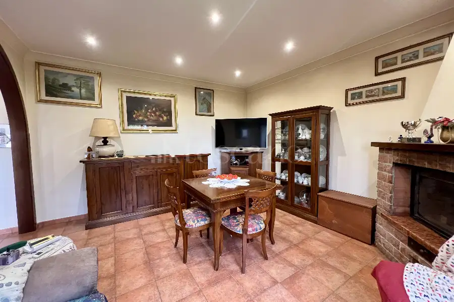 Villa Bifamiliare in vendita di 100 mq a €315.000 (rif. 36/2026)