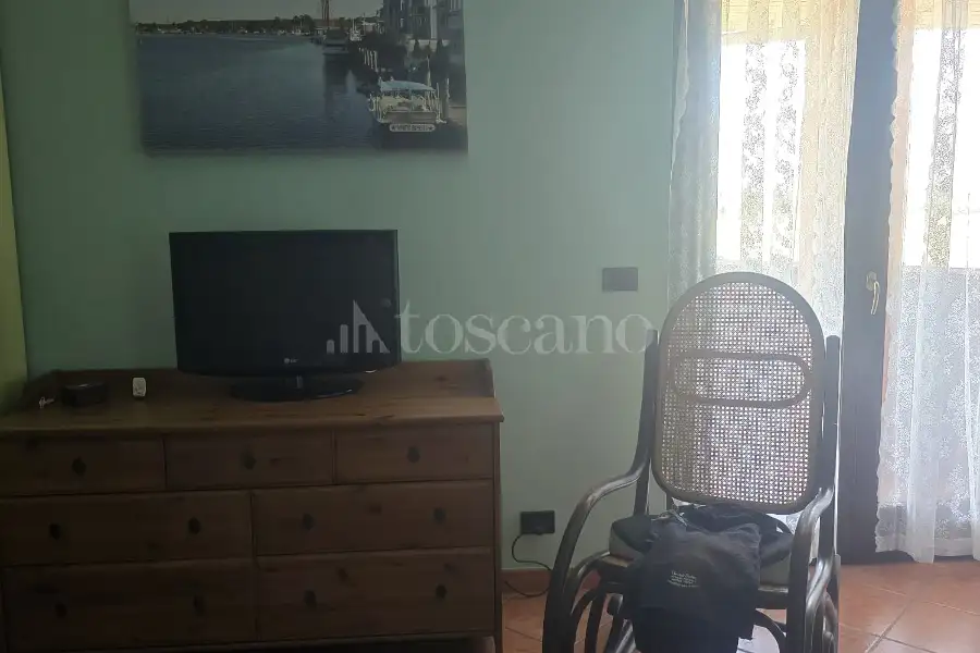 Villa Bifamiliare in vendita di 220 mq a €220.000 (rif. 63/2026)