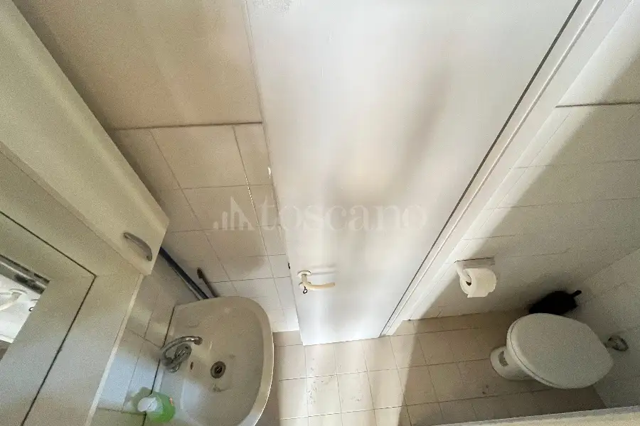 Negozio in affitto di 15 mq a €600 (rif. 23/2026)