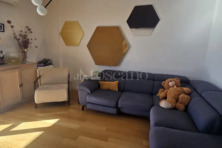 Attico in vendita di 104 mq a €279.000 (rif. 63/2026)