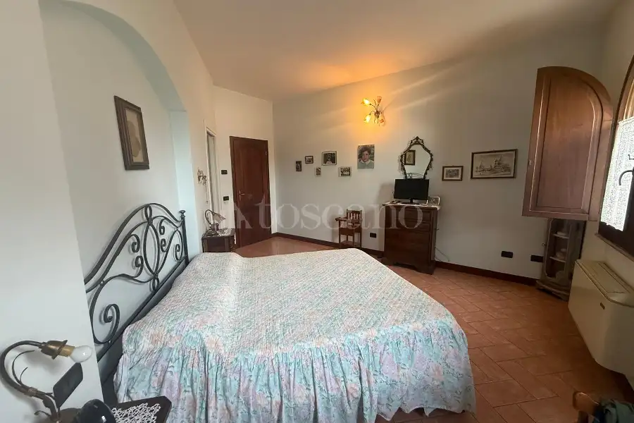 Casa Indipendente in vendita di 332 mq a €655.000 (rif. 52/2026)