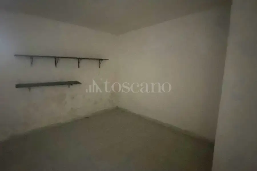 Negozio in vendita di 40 mq a €59.000 (rif. 4/2026)