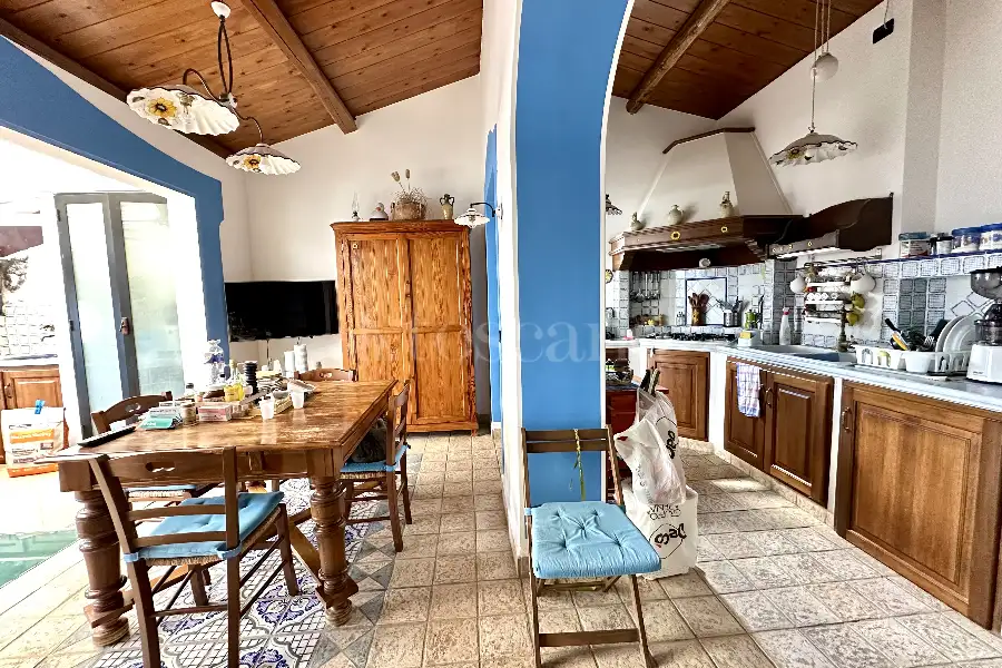 Villa in vendita di 212 mq a €429.000 (rif. 14/2026)