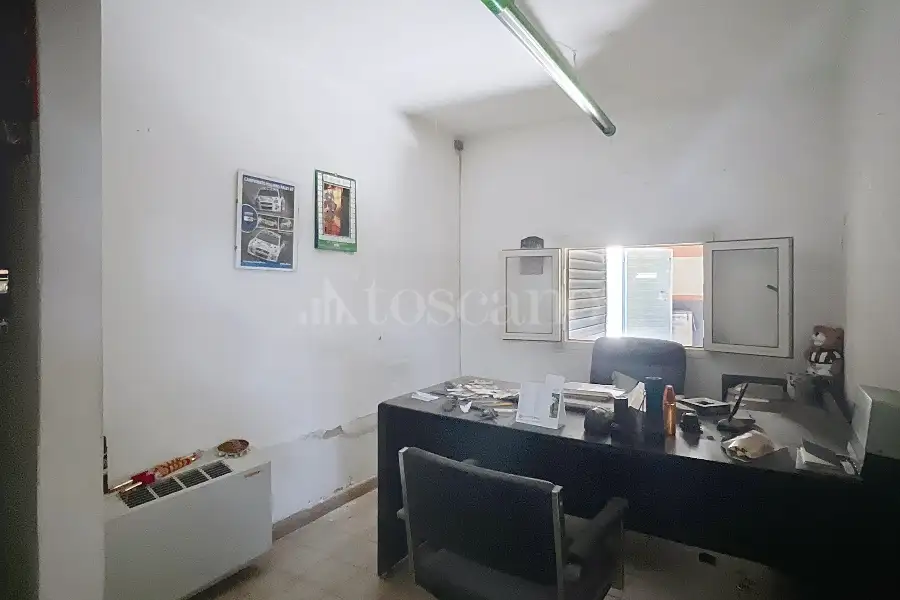 Capannone in vendita di 300 mq a €390.000 (rif. 218/2025)