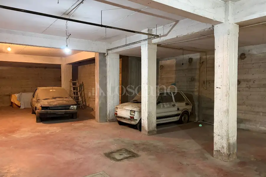 Box in vendita di 204 mq a €70.000 (rif. 54/2025)