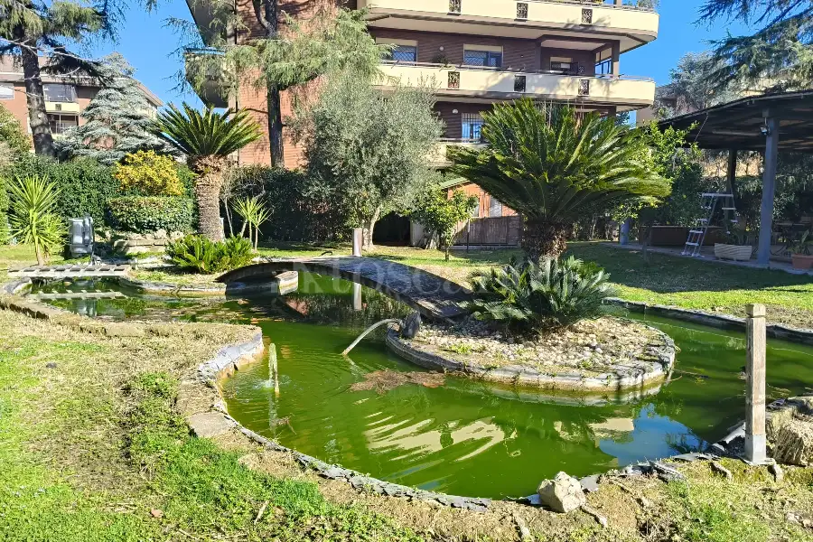 Villa Bifamiliare in vendita di 280 mq a €899.000 (rif. 72/2025)