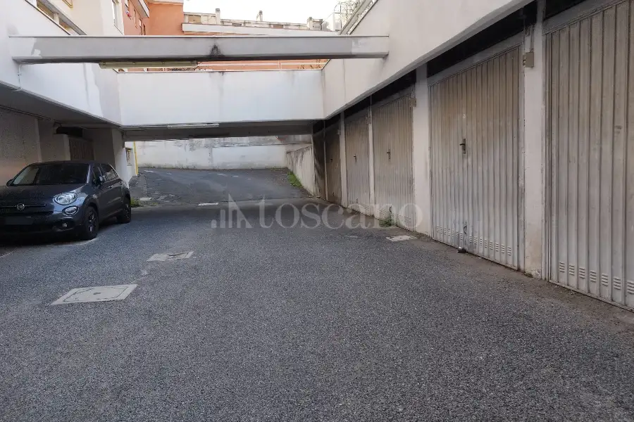 Box in vendita di 11 mq a €12.000 (rif. 31/2023)