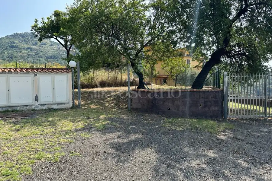 Villino a Schiera in vendita di 182 mq a €205.000 (rif. 30/2023)