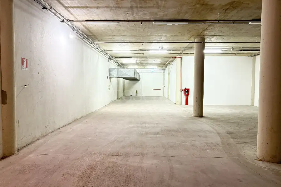 Magazzino in vendita di 300 mq a €70.000 (rif. 27/2025)