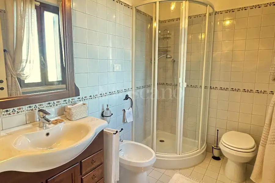 Villa in vendita di 480 mq a €880.000 (rif. 4/2026)