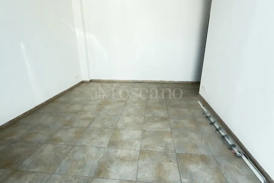Ufficio in vendita di 175 mq a €395.000 (rif. 36/2026)