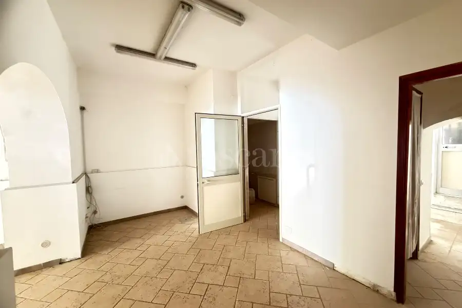 Negozio in vendita di 60 mq a €79.000 (rif. 99/2026)