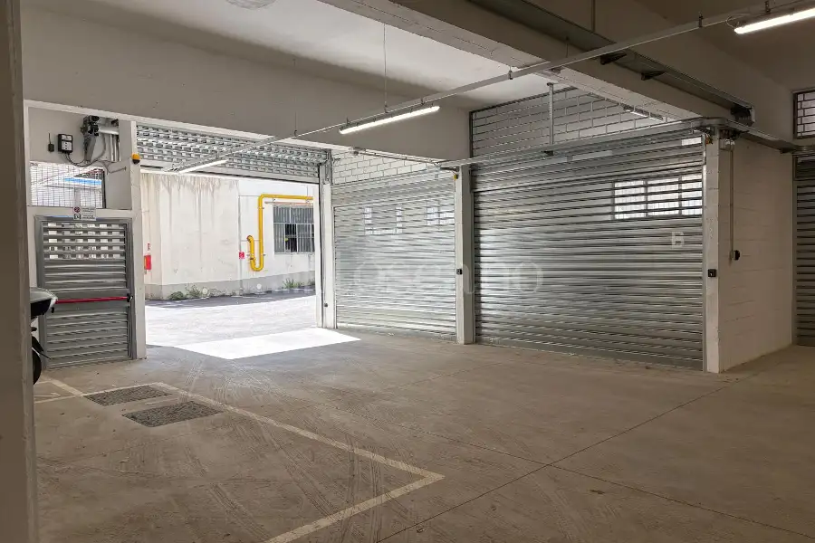 Box in vendita di 20 mq a €38.000 (rif. 8/2026)