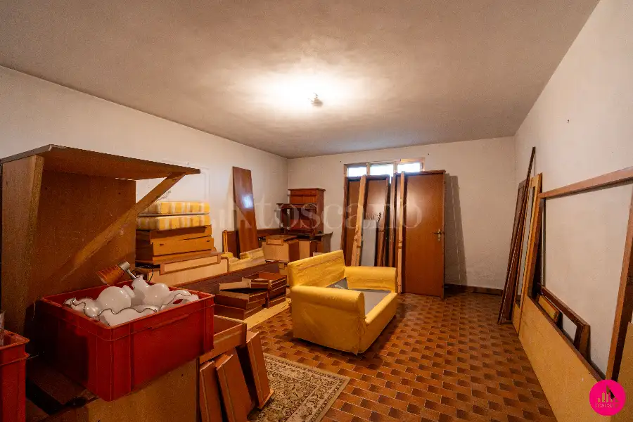 Villino a Schiera in vendita di 175 mq a €189.000 (rif. 180/2026)