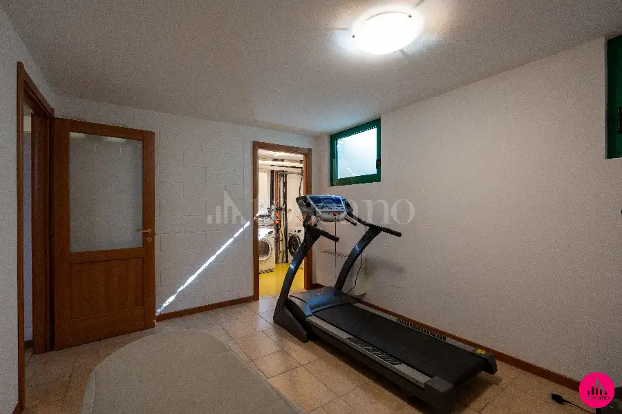 Villa Bifamiliare in vendita di 230 mq a €469.000 (rif. 54/2026)