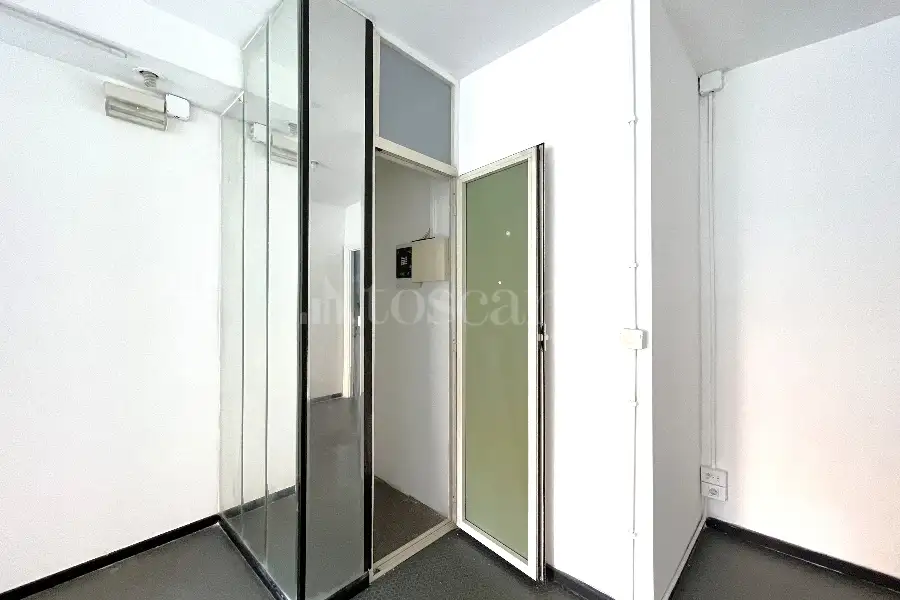 Negozio in vendita di 30 mq a €75.000 (rif. 4/2026)