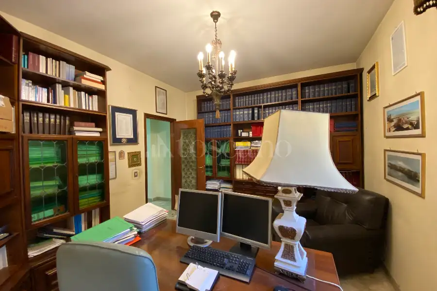 Ufficio in vendita di 135 mq a €400.000 (rif. 62/2026)