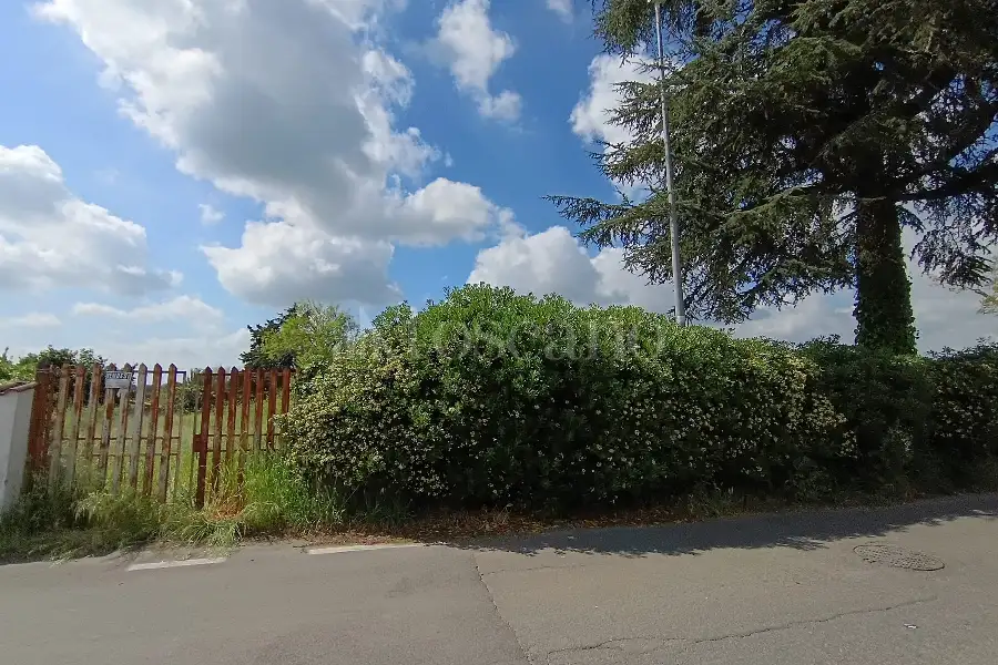 Edificabile Residenziali in vendita di 1.000 mq a €89.000 (rif. 24/2026)