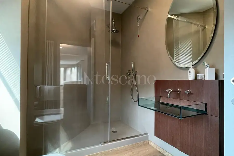 Ufficio in vendita di 85 mq a €275.000 (rif. 32/2026)