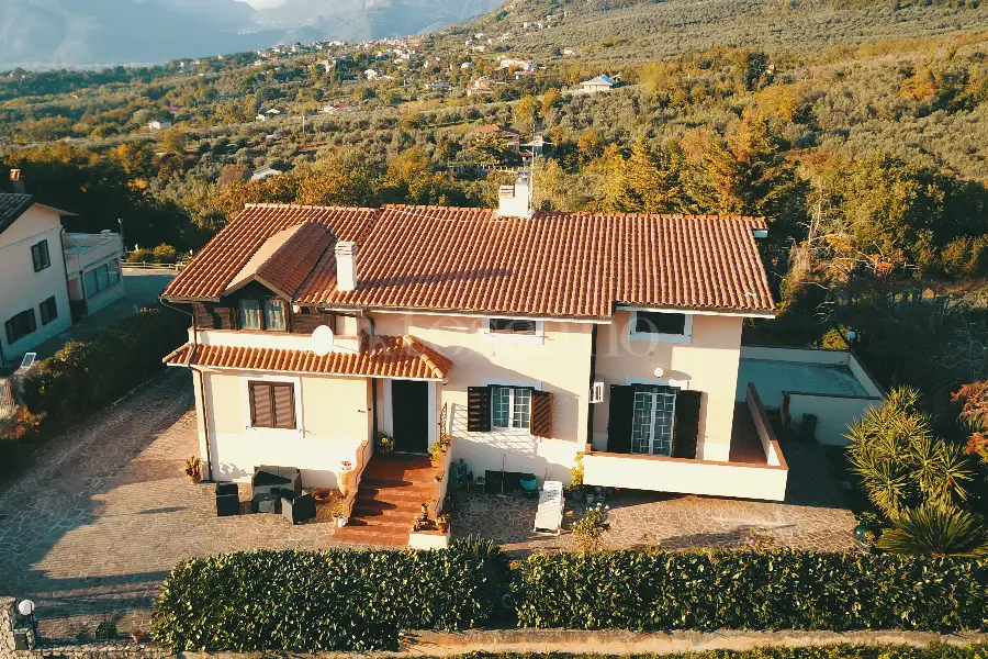 Villa in vendita di 336 mq a €290.000 (rif. 36/2024)