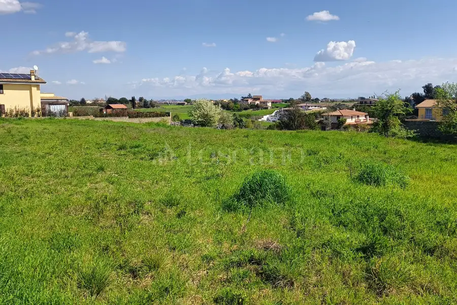 Agricolo in vendita di 1.100 mq a €39.000 (rif. 12/2026)
