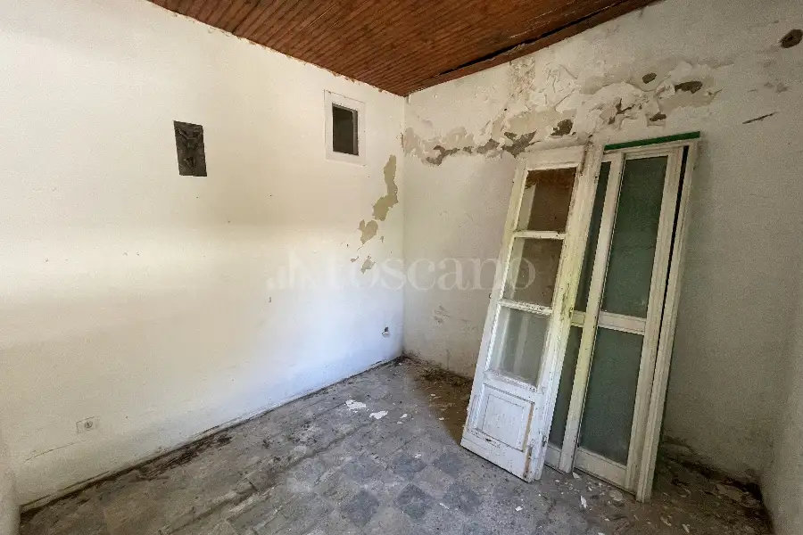 Casa Indipendente in vendita di 122 mq a €75.000 (rif. 15/2026)