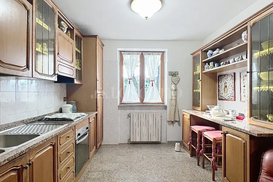 Villa in vendita di 600 mq a €590.000 (rif. 215/2025)