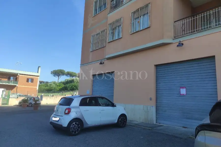 Negozio in affitto di 100 mq a €1.500 (rif. 22/2026)