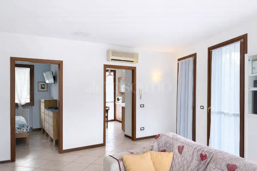 Casa in vendita di 220 mq a €440.000 (rif. 8/2026)