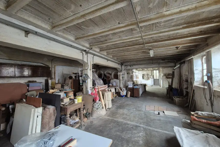 Laboratorio in vendita di 145 mq a €76.000 (rif. 35/2025)