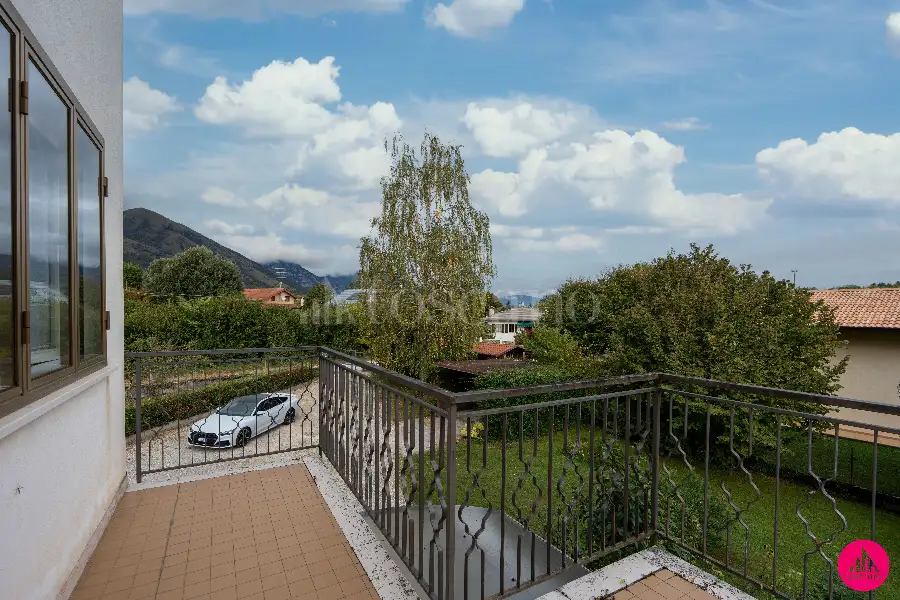 Villa Bifamiliare in vendita di 200 mq a €179.000 (rif. 186/2026)