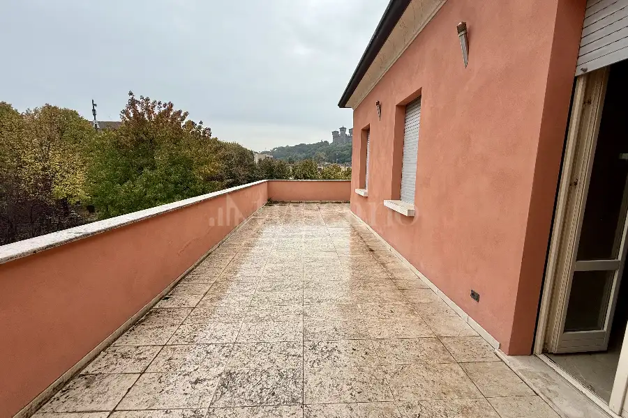Villa in vendita di 384 mq a €650.000 (rif. 48/2025)