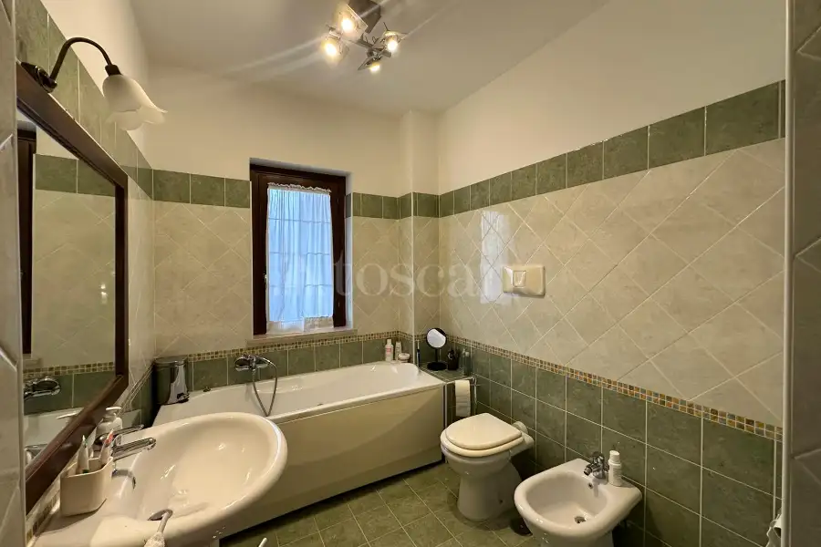 Villino a Schiera in vendita di 210 mq a €240.000 (rif. 94/2025)