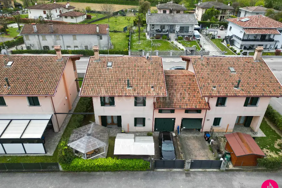 Villino a Schiera in vendita di 181 mq a €299.000 (rif. 57/2026)