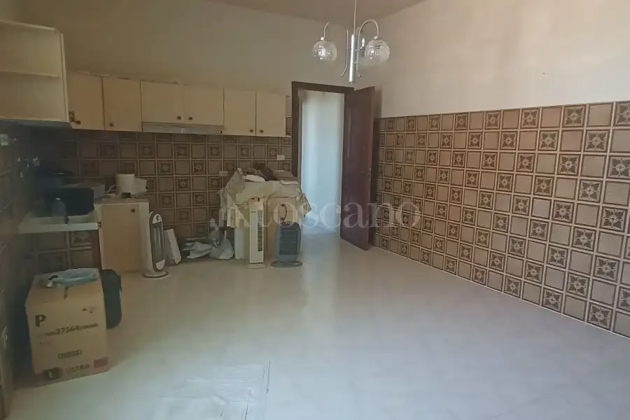 Casa Indipendente in vendita di 458 mq a €185.000 (rif. 39/2026)