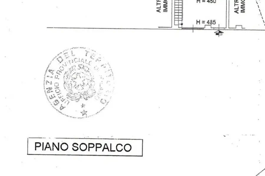 Loft in affitto di 65 mq a €950 (rif. 33/2026)