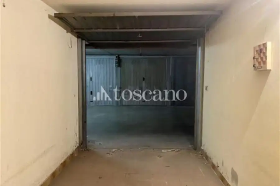 Box in vendita di 14 mq a €12.000 (rif. 8/2025)