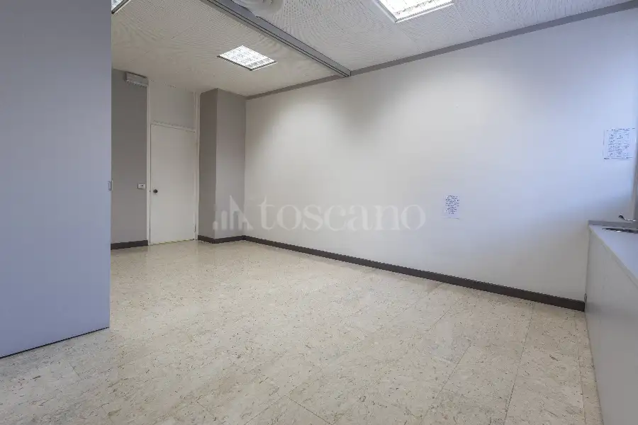 Casa in vendita di 255 mq a €1.790.000 (rif. 137/2025)