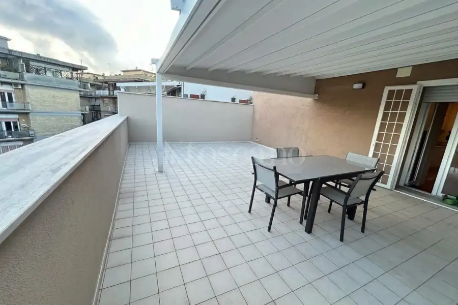 Attico in vendita di 95 mq a €419.000 (rif. 49/2026)